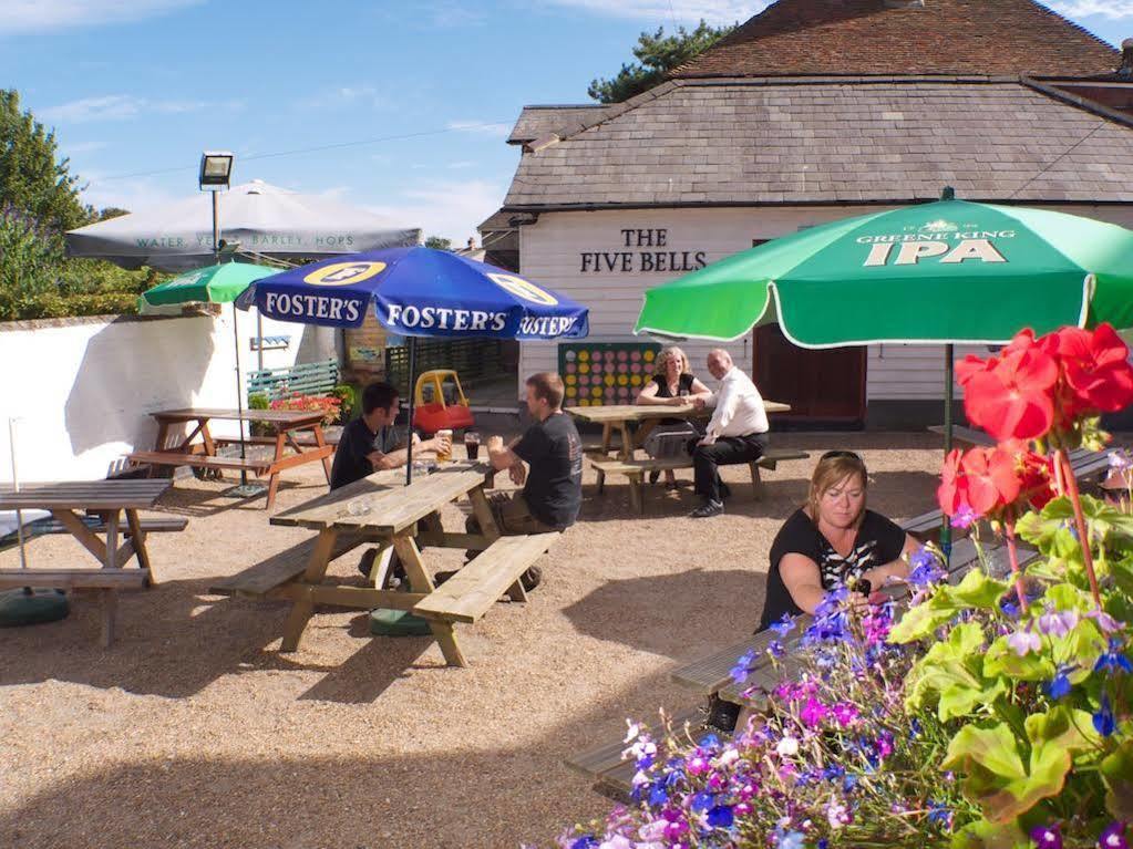The Five Bells 4*